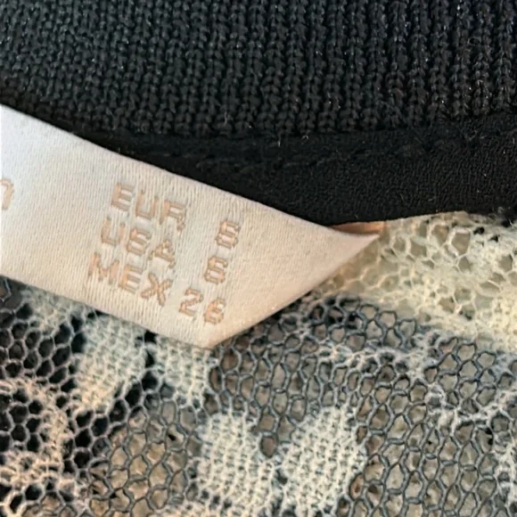 Zara Black and White Stripe Floral Lace Semi Sheer Top Size Small - Picture 8 of 8